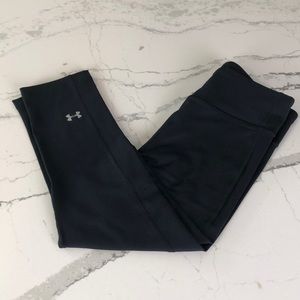 Under Armour Cropped Black Leggings